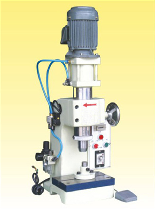 ��ѹ��í��