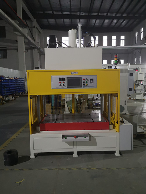 �ŷ���ѹ��